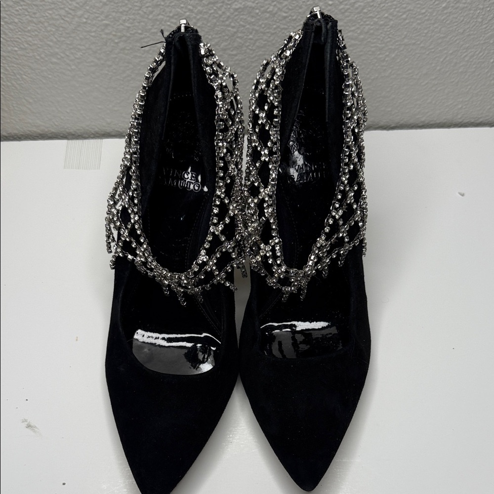 Elegant Black Women's Shoes with Silver Accents